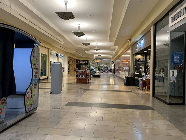 Lansing Mall - Aug 13 2022